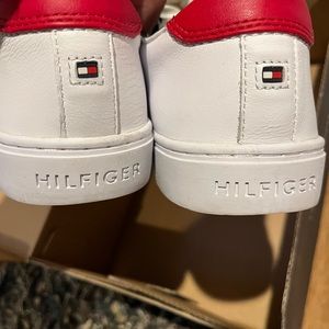 Women’s sneakers